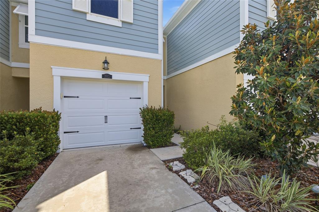 2013 SUNSET WIND LOOP, OLDSMAR, FL — photo 3 of 30