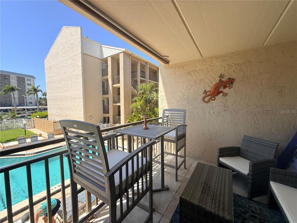 845 BENJAMIN FRANKLIN DRIVE UNIT 202, SARASOTA, FL — photo 2 of 29