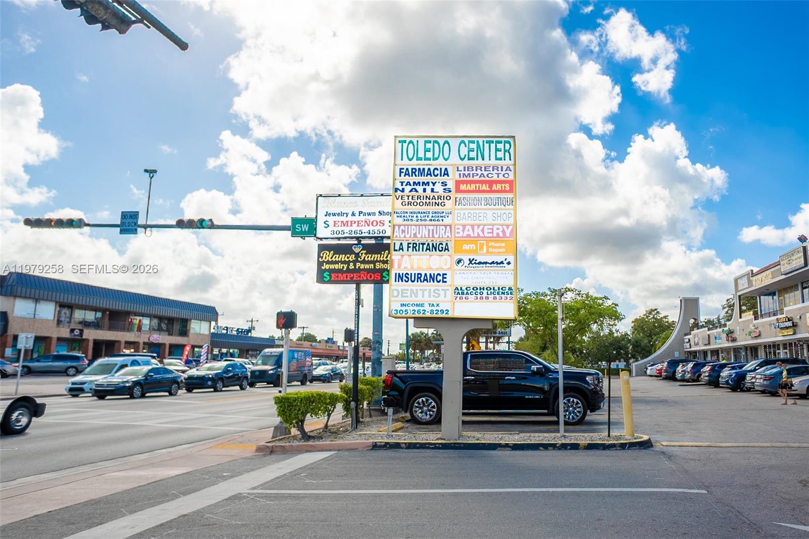 7159 sw 8 st, Miami FL 33144