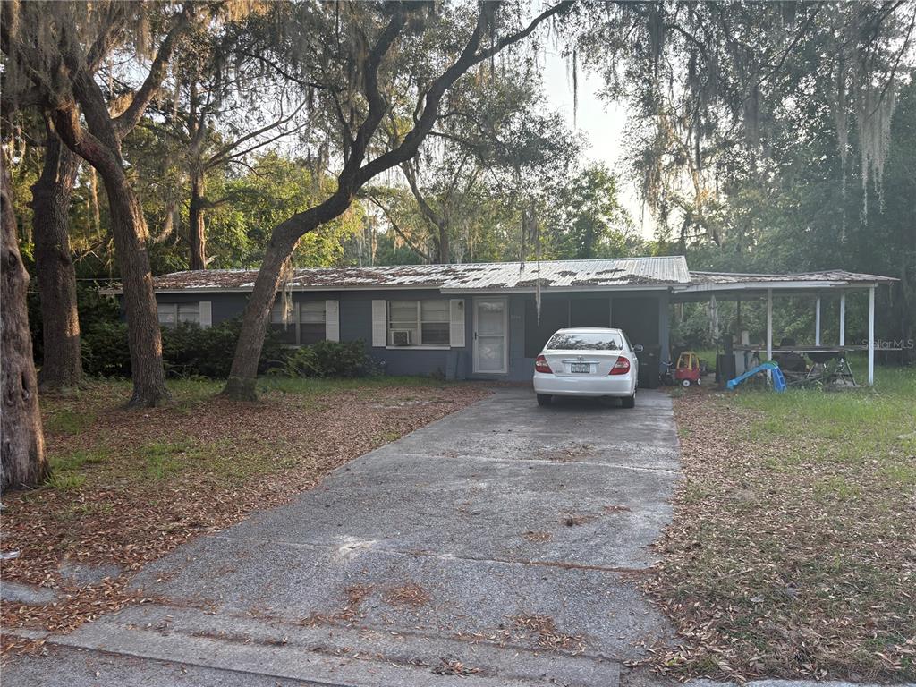2204 SE 50TH STREET