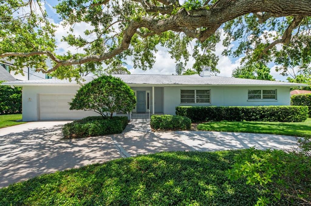 1541 FLOWER DRIVE, SARASOTA, FL — photo 2 of 30