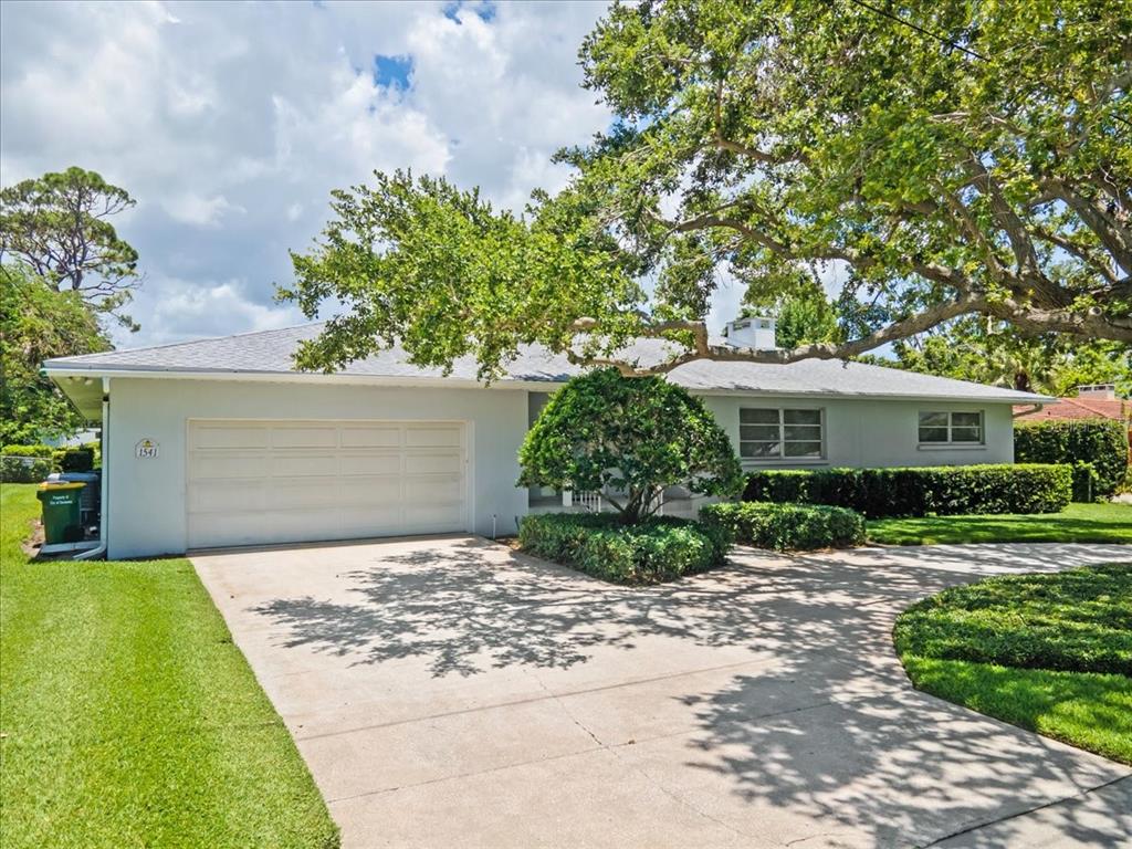 1541 FLOWER DRIVE, SARASOTA, FL — photo 3 of 30