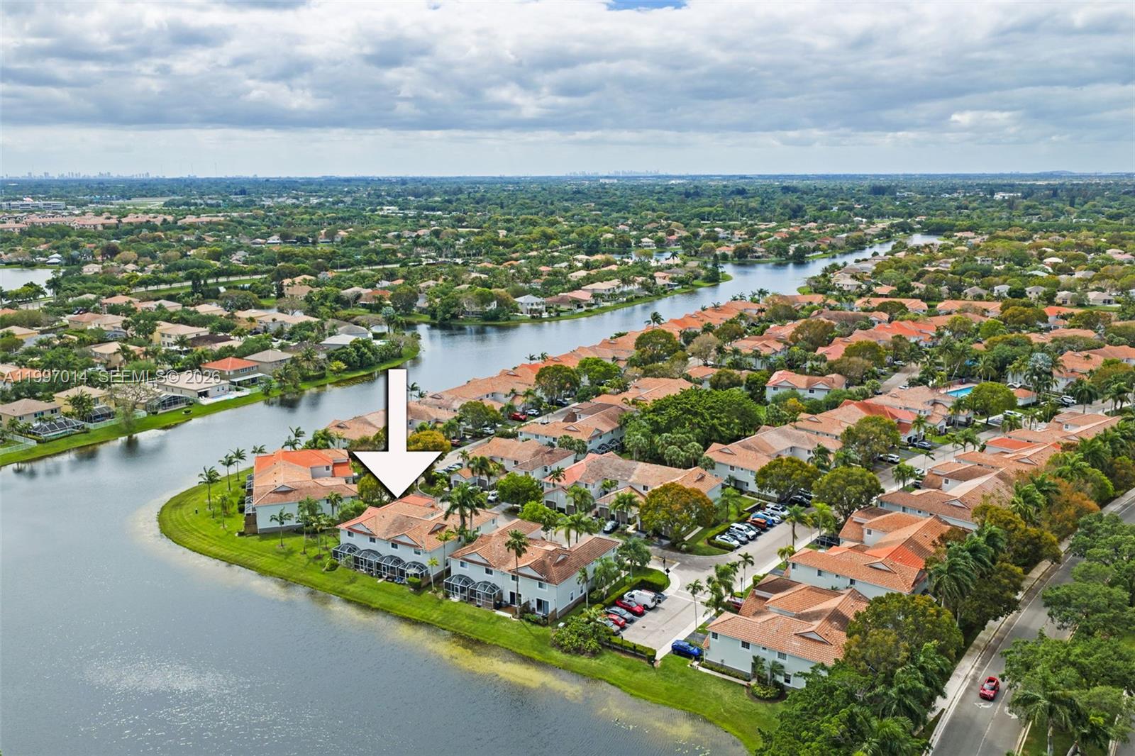 3676 San Simeon Cir, Weston FL 33331