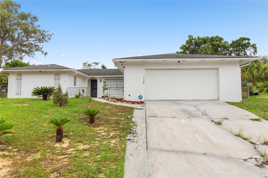 1700 NEEDLEWOOD LANE