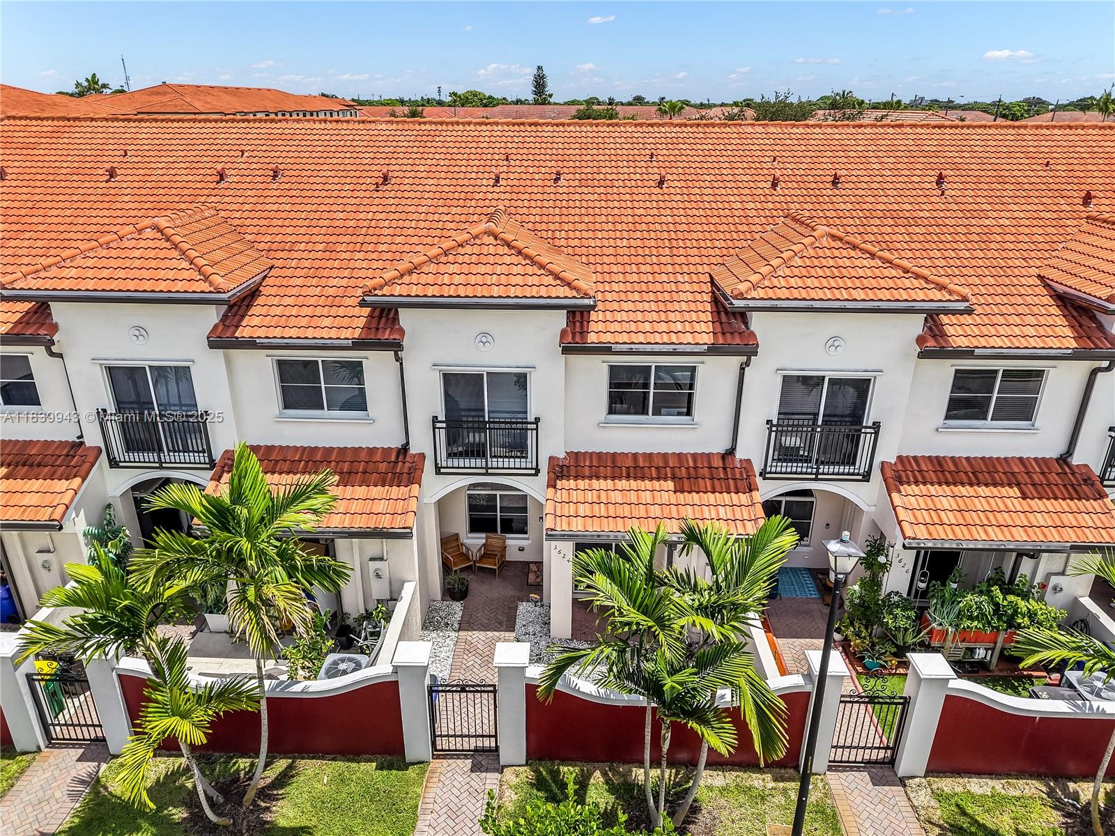 3624 NW 30th Pl, Lauderdale Lakes FL 33311
