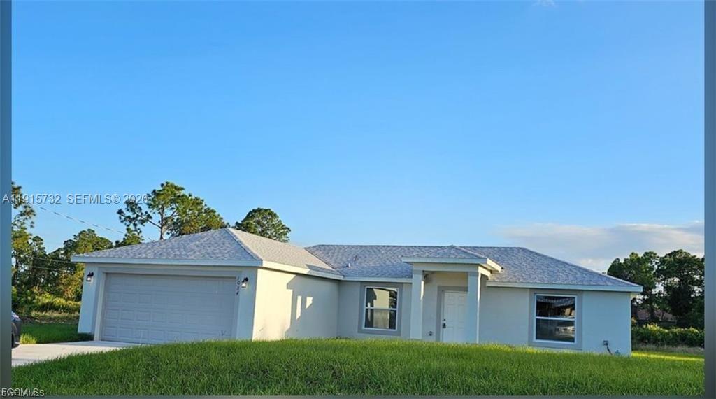917 MARTHA AVE S, Lehigh Acres FL 33974