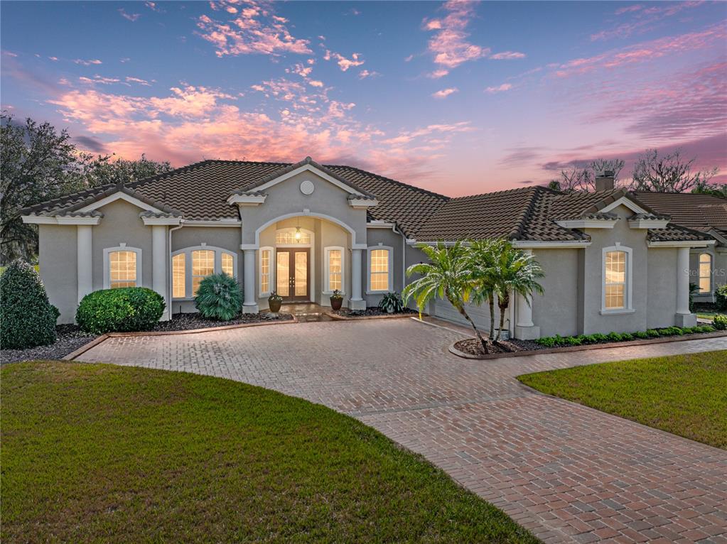 13854 THOROUGHBRED DRIVE