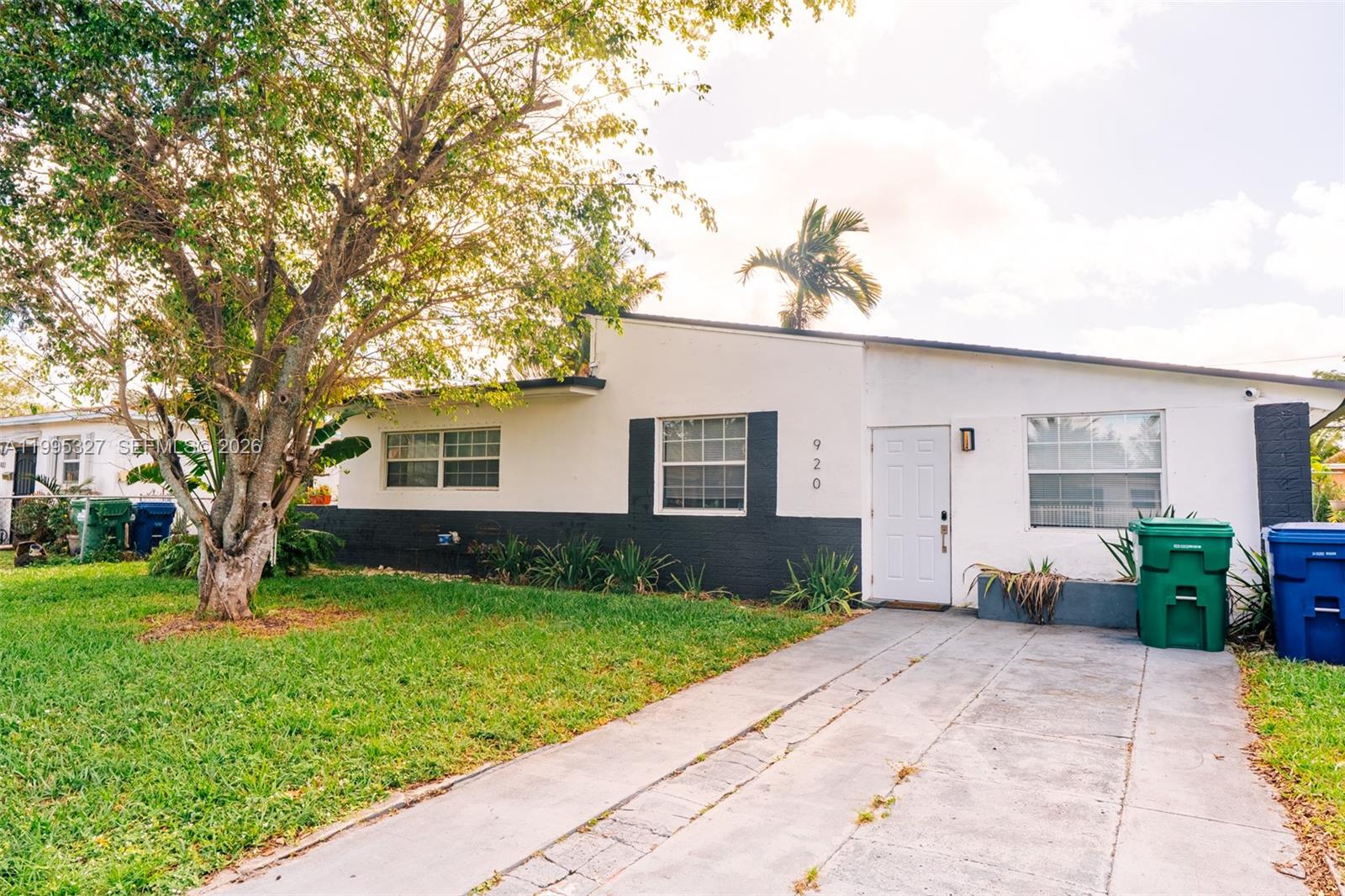 920 NW 84th St, Miami FL 33150