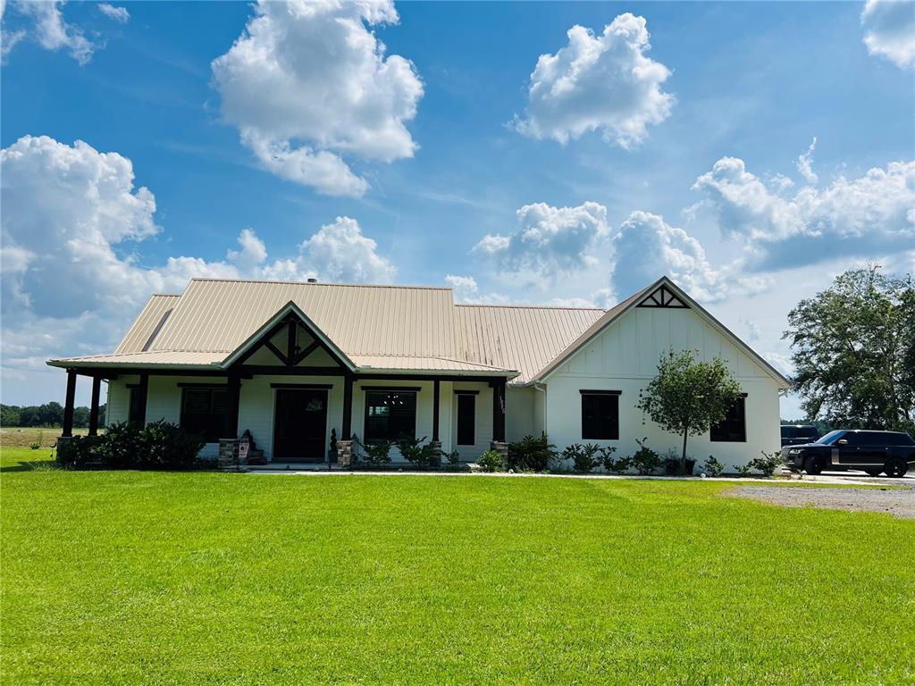 1825 COUNTY ROAD 302