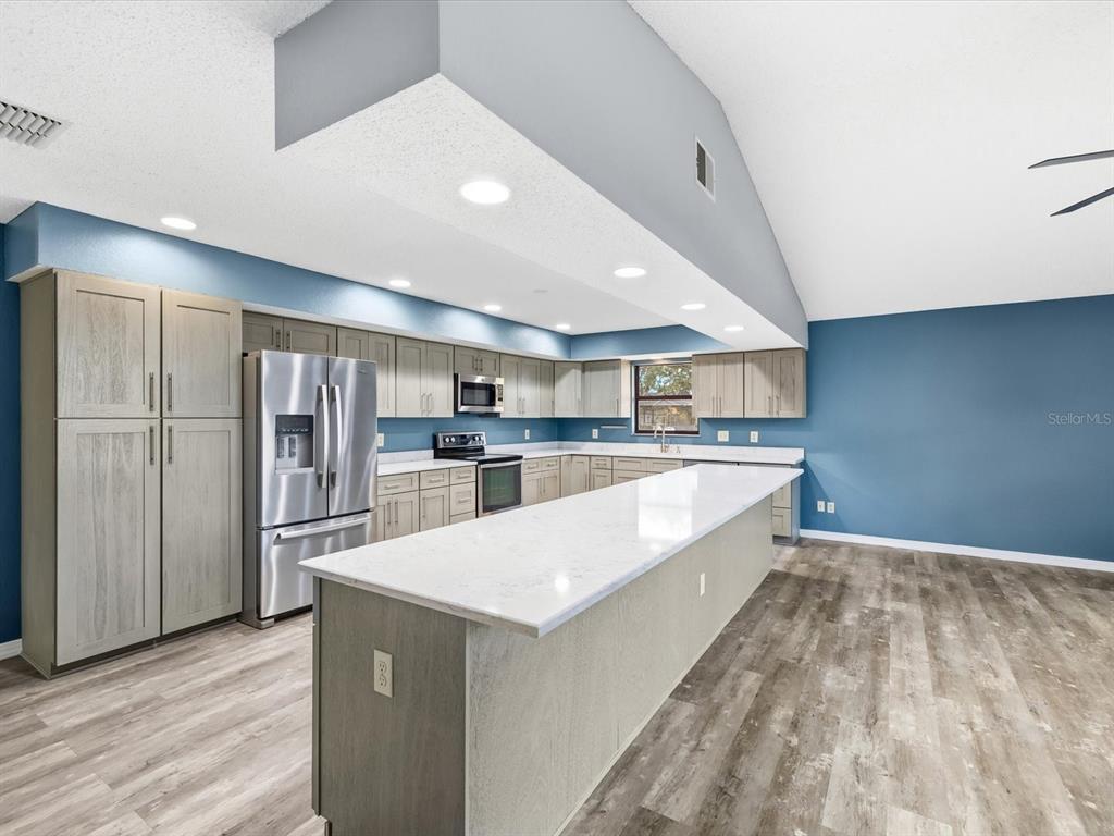 2089 DANFORTH ROAD, SPRING HILL, FL — photo 4 of 30
