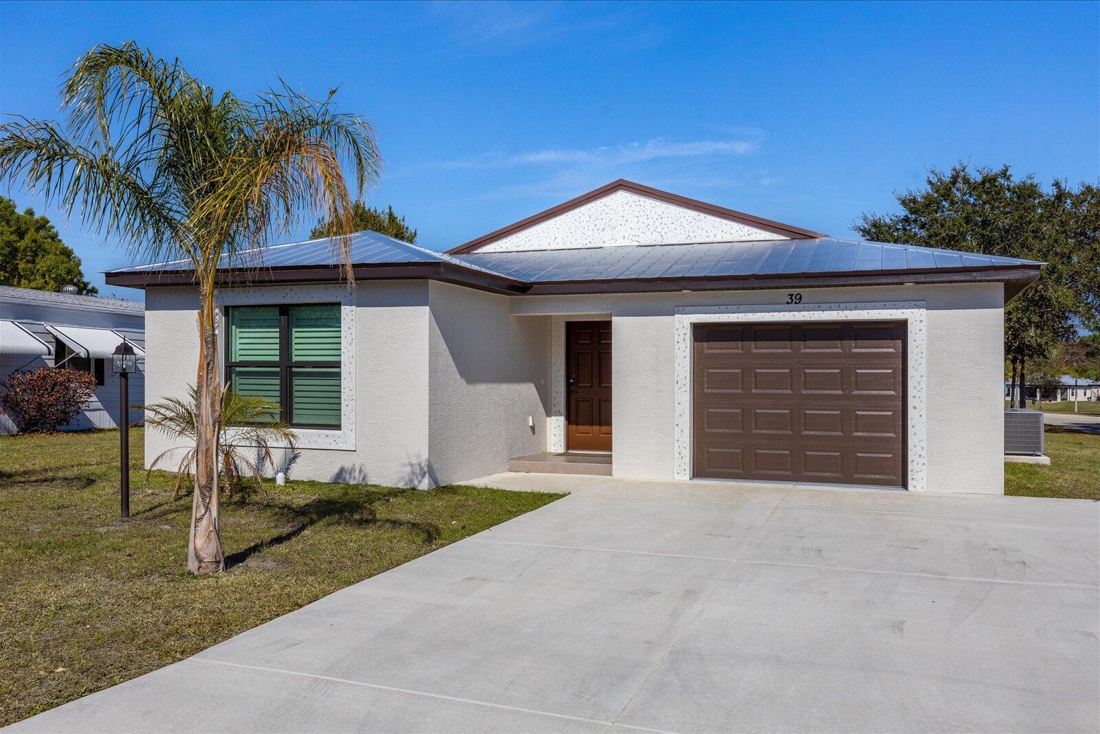39 Villa Blanca, Fort Pierce FL 34951