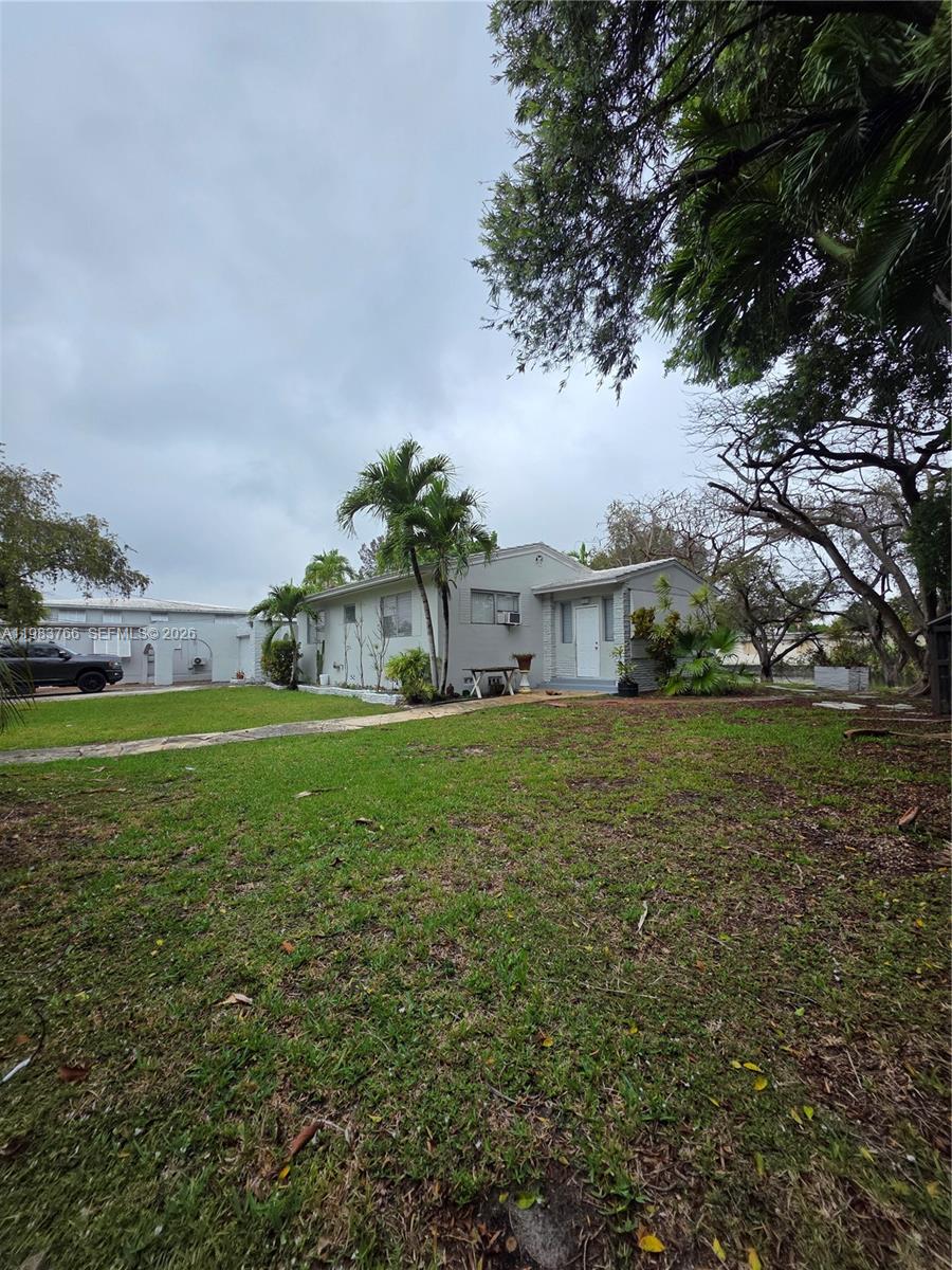 MIAMI SPRINGS, FL — photo 2 of 16