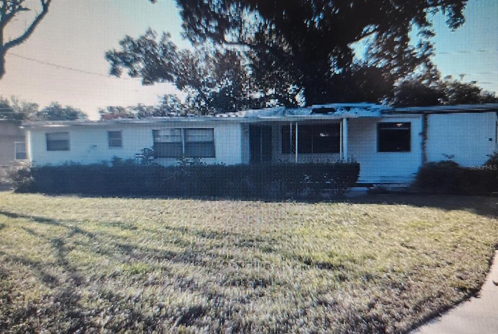 433 SEAHORSE LANE