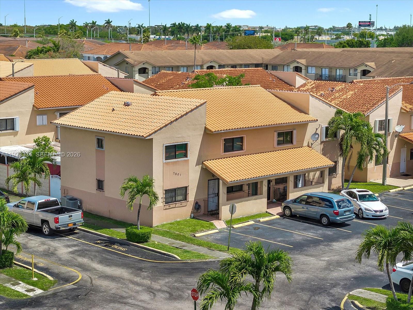 7801 W 29th Way # 102, Miami Beach FL 33018