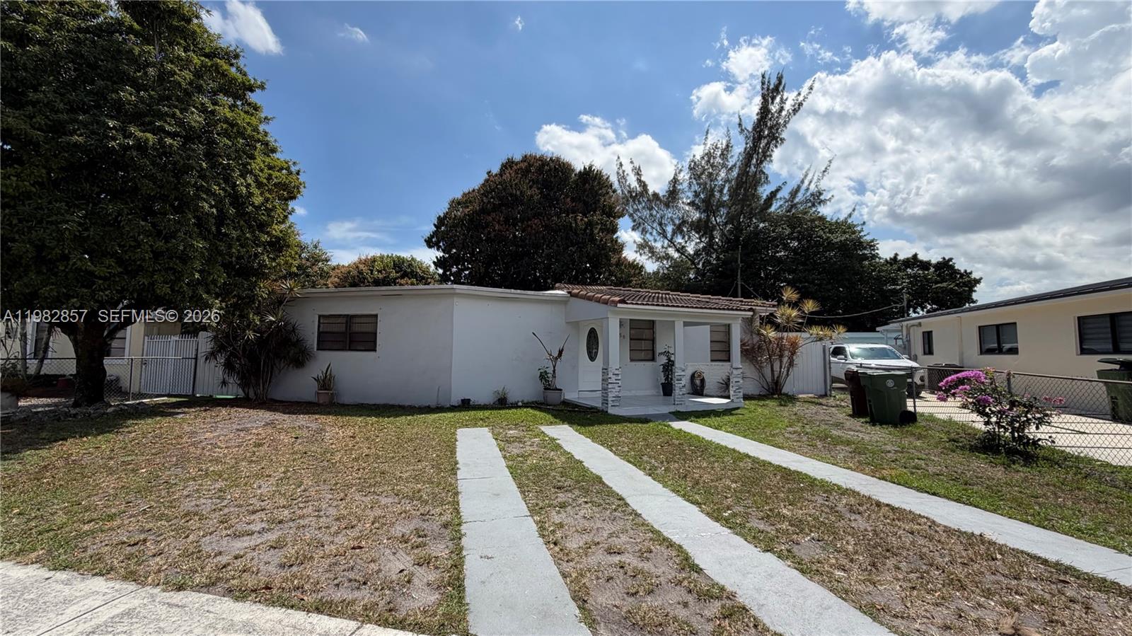 250 E 60th St, Hialeah FL 33013, HIALEAH, FL — photo 2 of 30