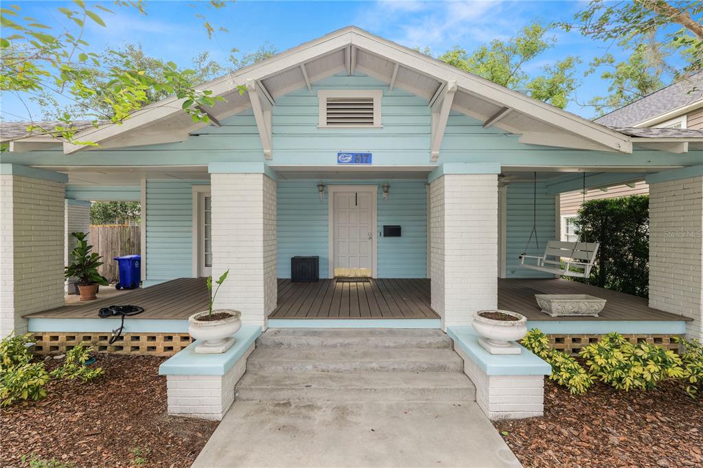 817 COLLEGE AVENUE