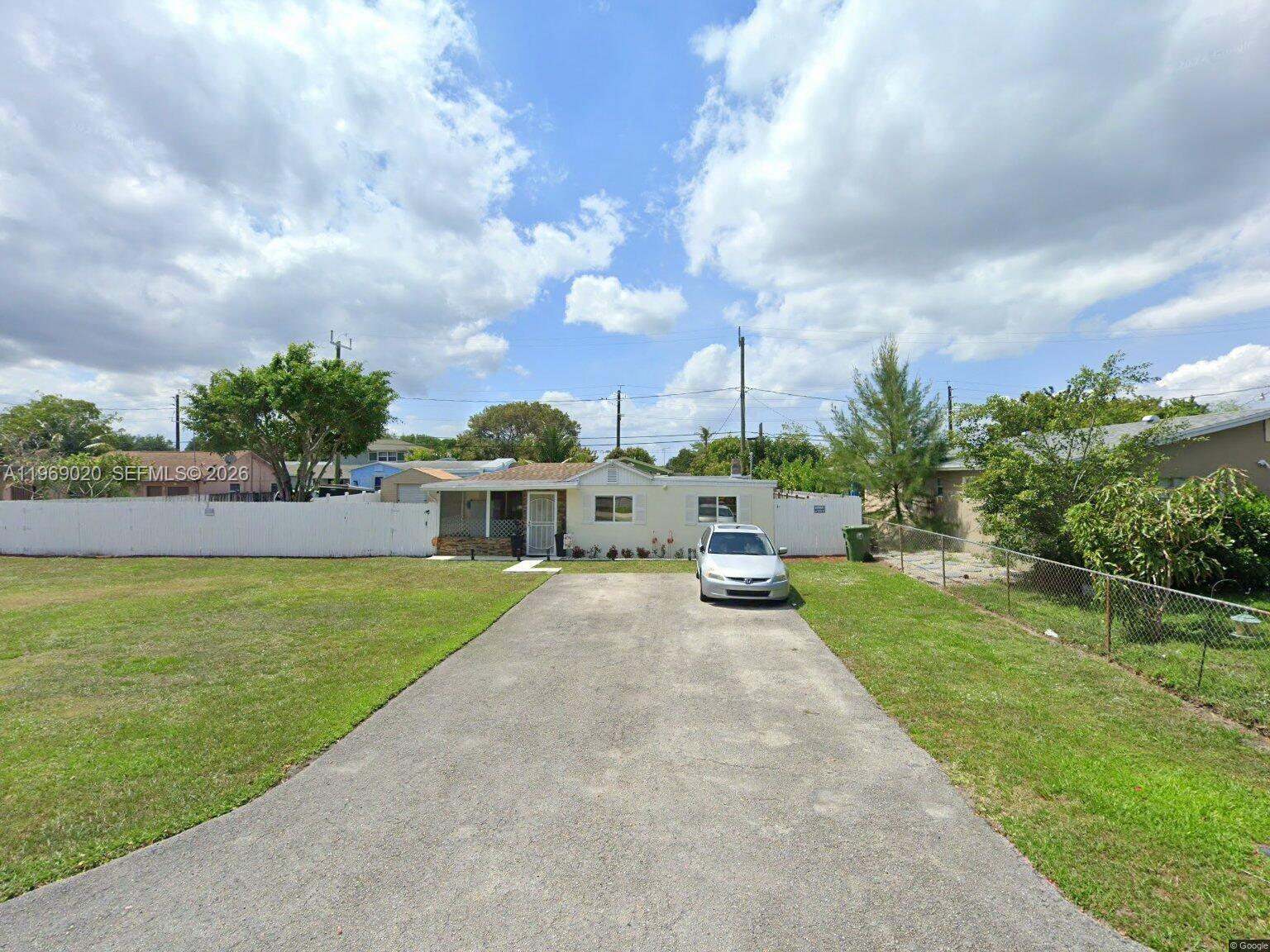 3781 Riedel Ave, Palm Springs FL 33461