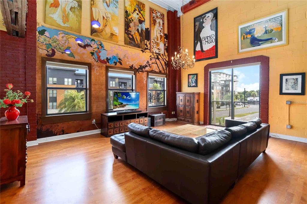 62 W COLONIAL DRIVE UNIT 301