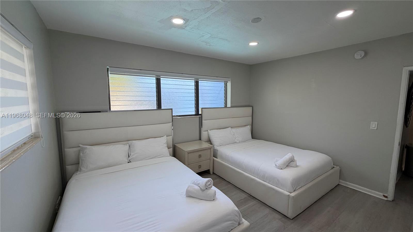 10004 E Bay Harbor Dr # 10, Bay Harbor Islands FL 33154