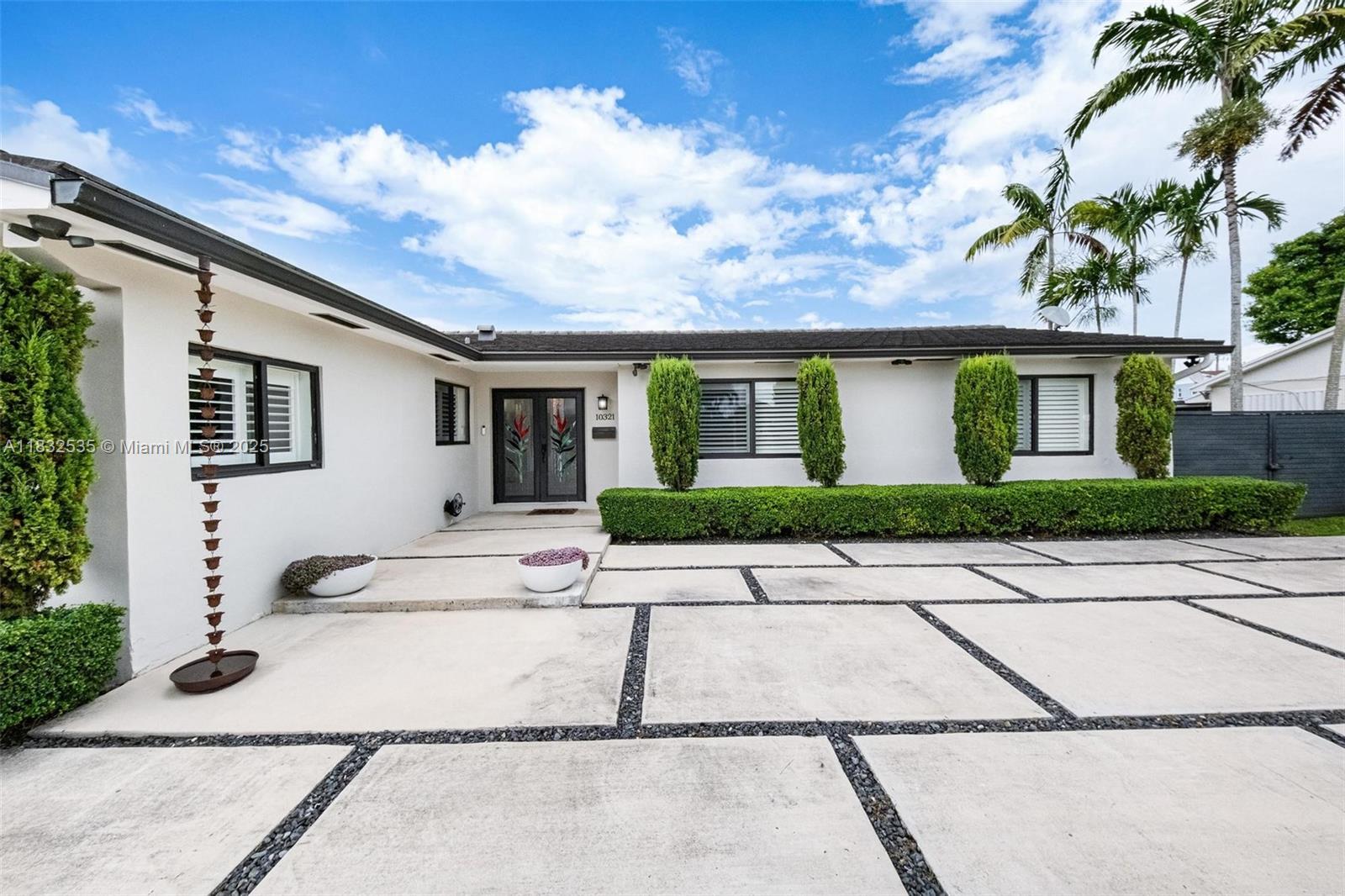 10321 SW 102nd Ave, Miami FL 33176