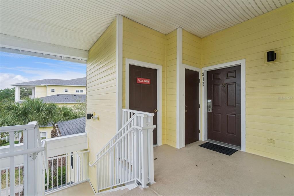 313 LUCAYA LOOP, DAVENPORT, FL — photo 4 of 30