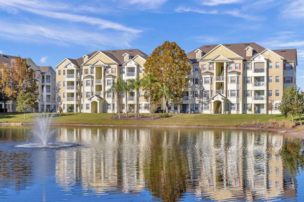 5255 CANE ISLAND LOOP UNIT 304