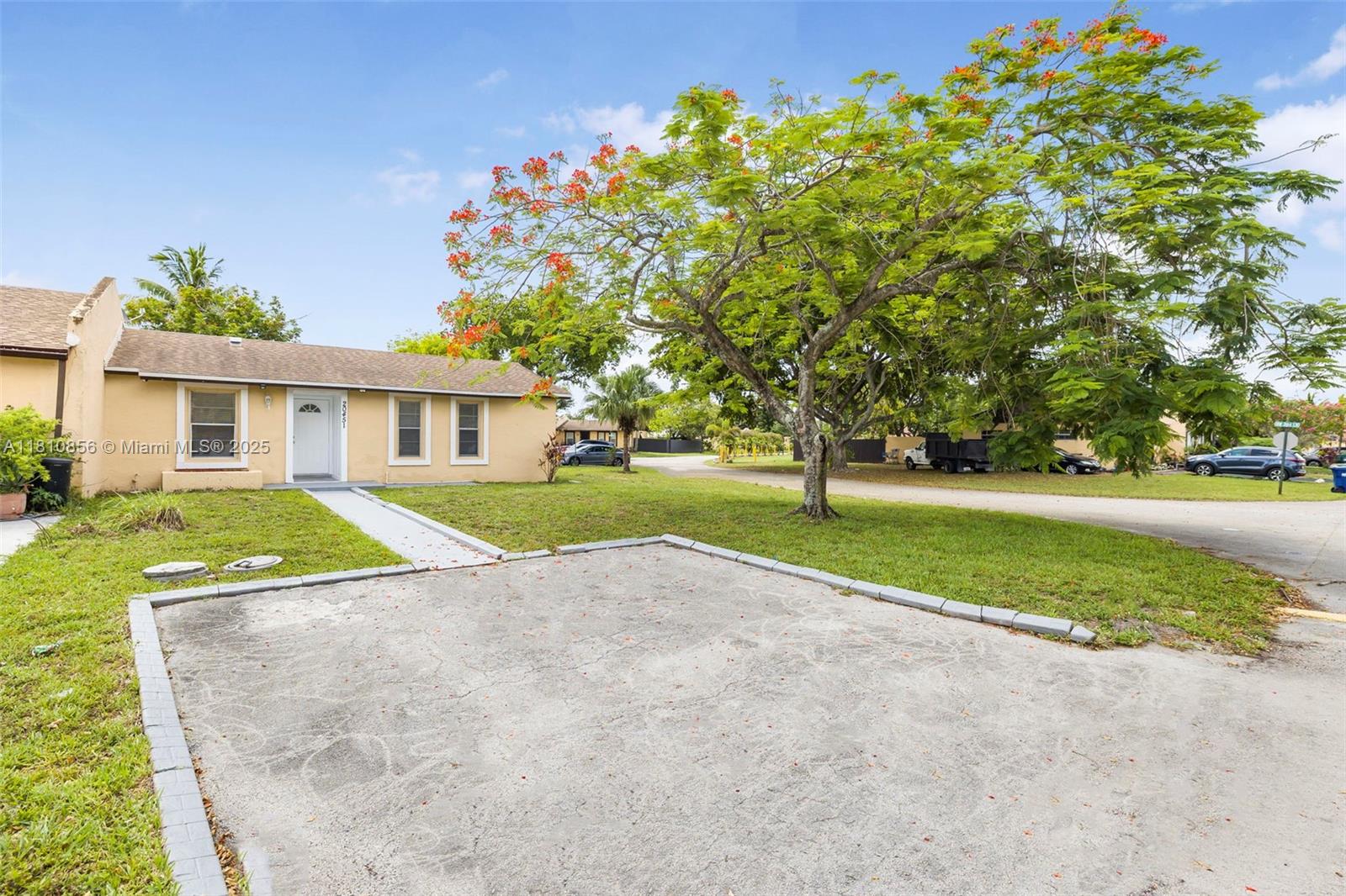 20451 NW 29th Pl, Miami Gardens FL 33056
