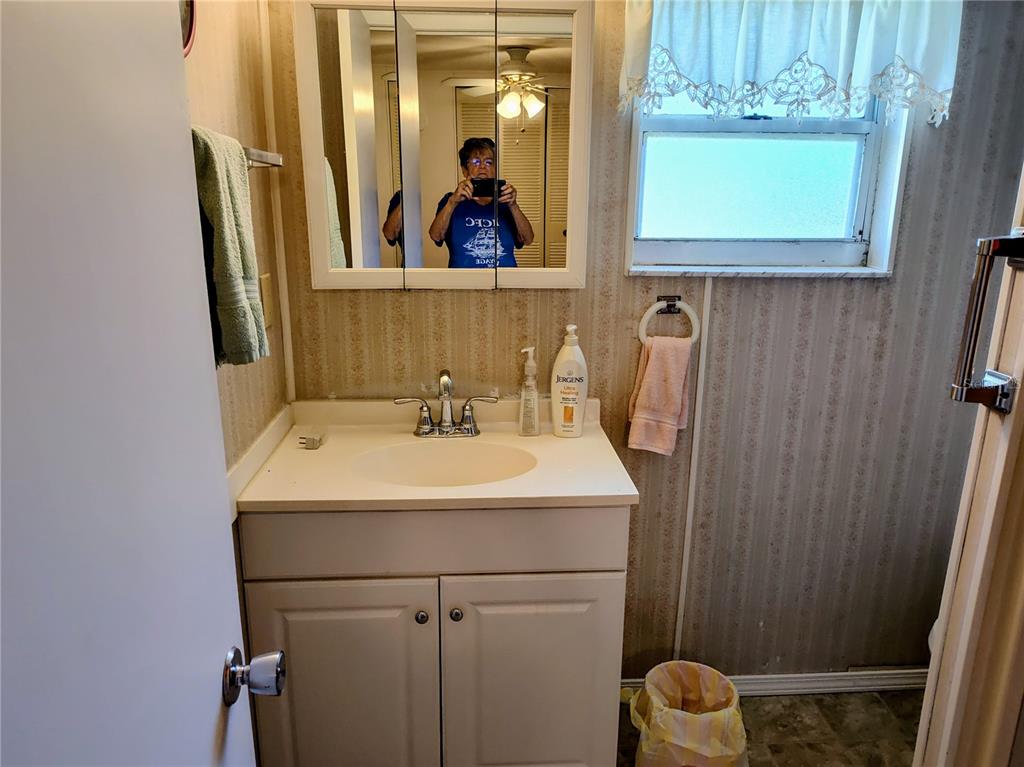 3420 LANARK DRIVE, HOLIDAY, FL — photo 5 of 20