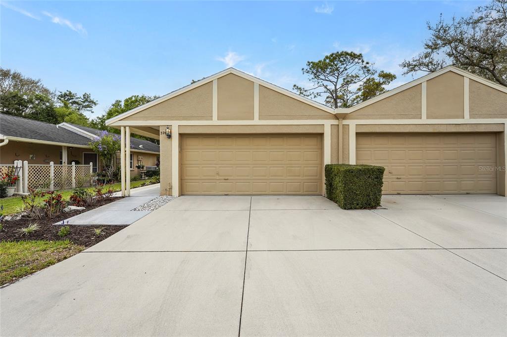 396 CHARTLEY COURT S