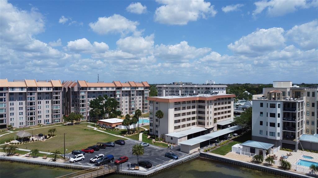 620 EDGEWATER DRIVE UNIT 102, DUNEDIN, FL — photo 2 of 30