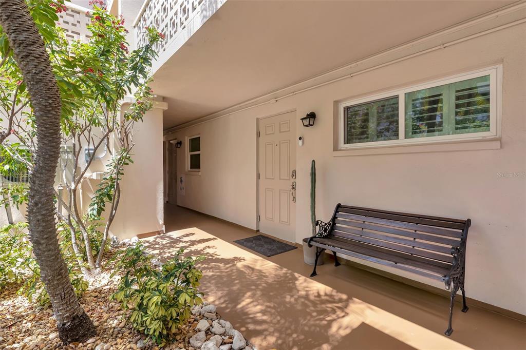 620 EDGEWATER DRIVE UNIT 102, DUNEDIN, FL — photo 3 of 30