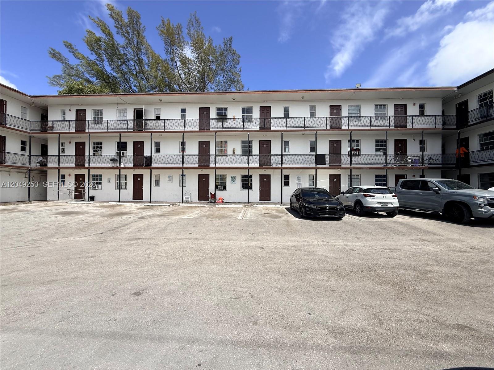 7001 NW 15th Ave # 4, Miami FL 33147