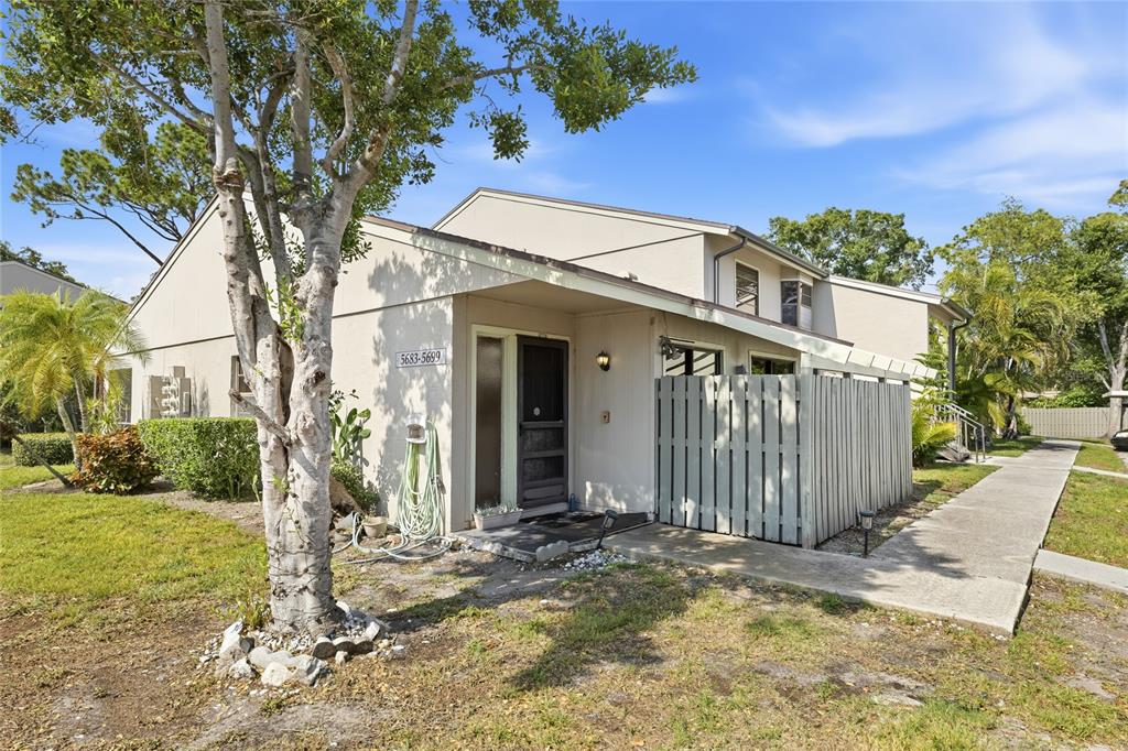 5683 SUMMERSIDE LANE UNIT 25A, SARASOTA, FL — photo 3 of 28