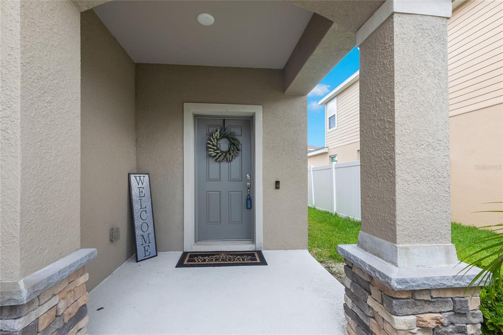 5068 LITTLE STREAM LANE, WESLEY CHAPEL, FL — photo 3 of 30