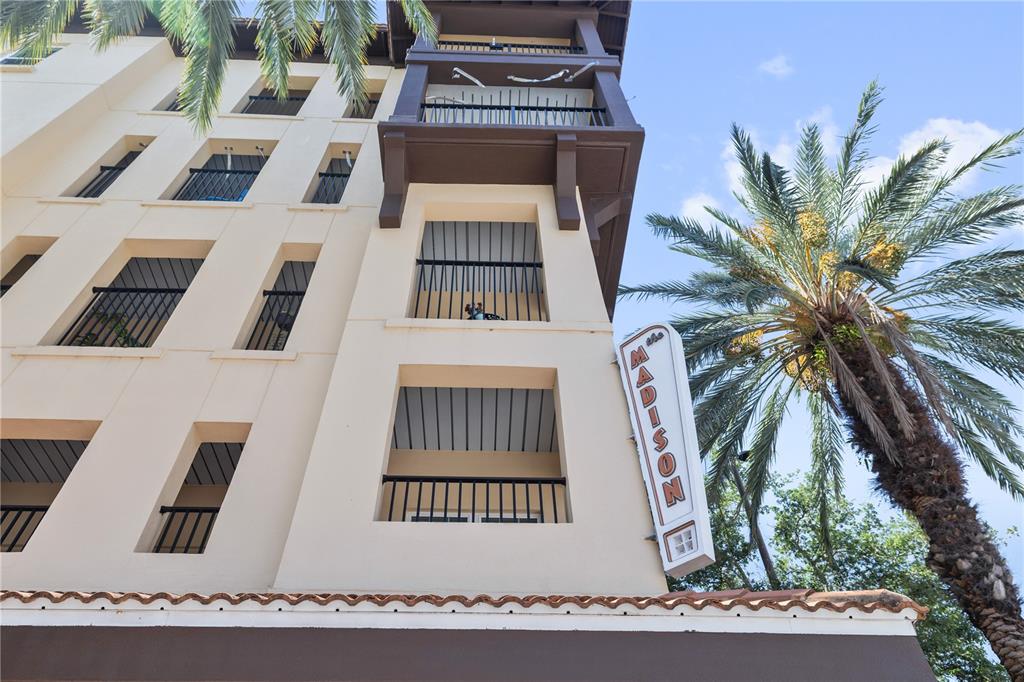 100 4TH AVENUE S UNIT 103