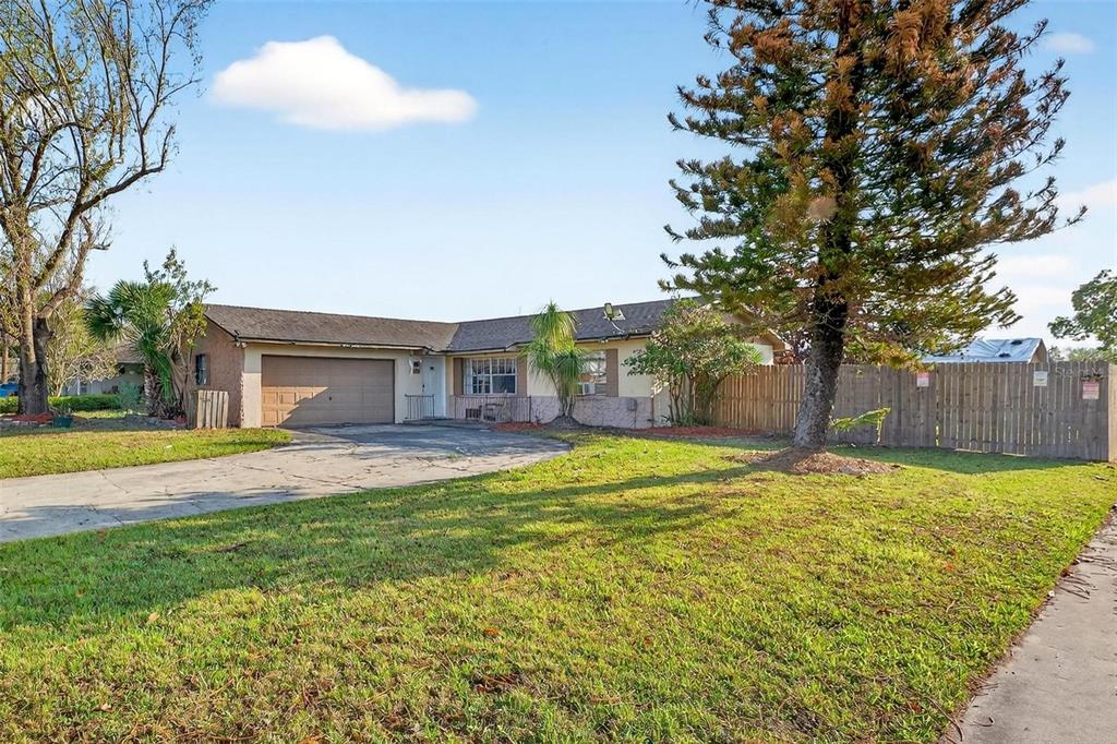 467 CONSTITUTION DRIVE