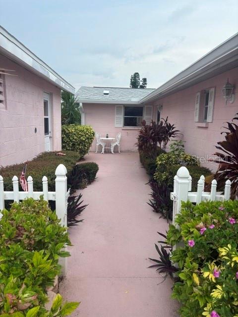 2450 TERRY LN, SARASOTA, FL — photo 3 of 23