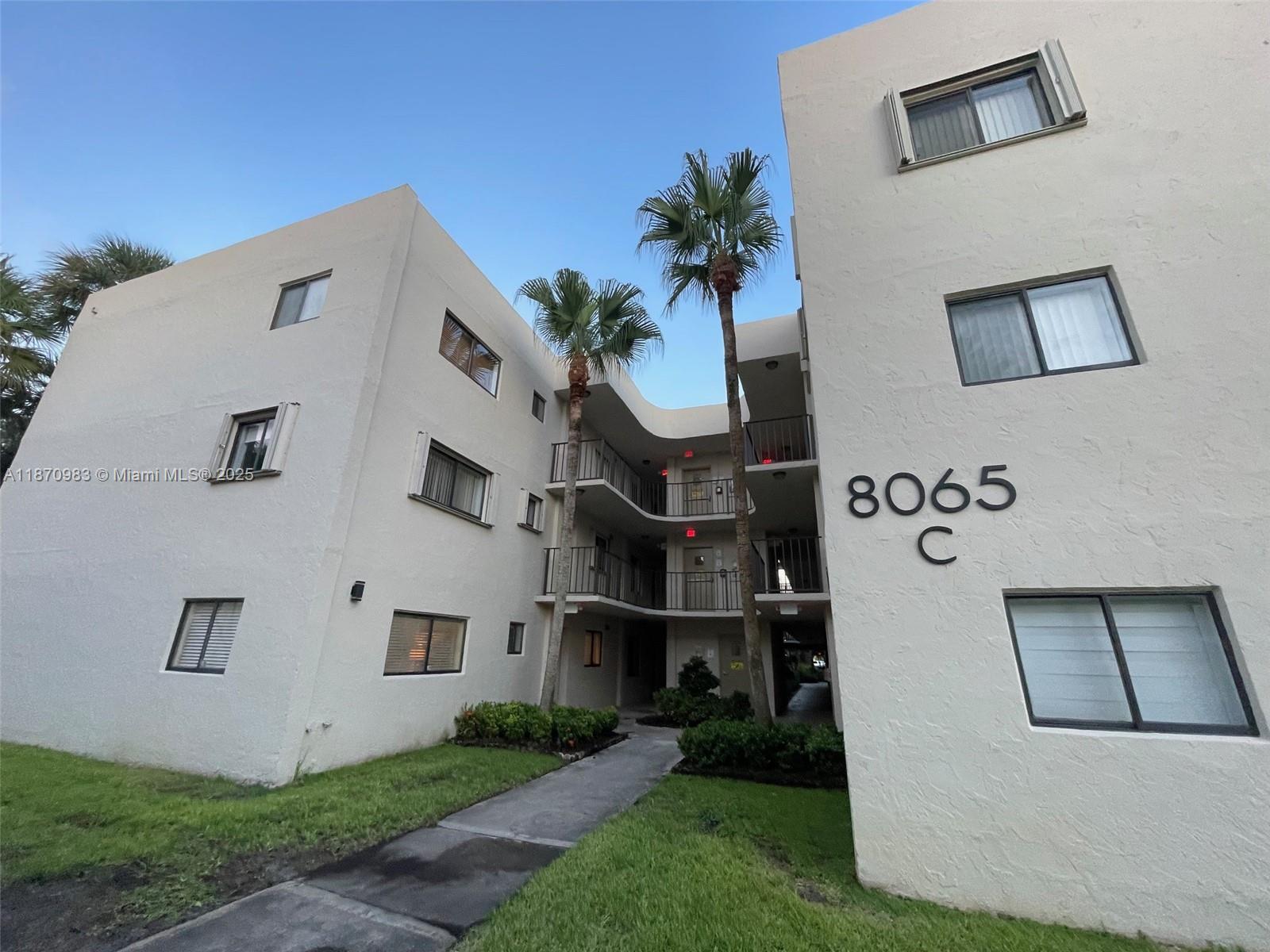 8065 SW 107th Ave # 113, Miami FL 33173