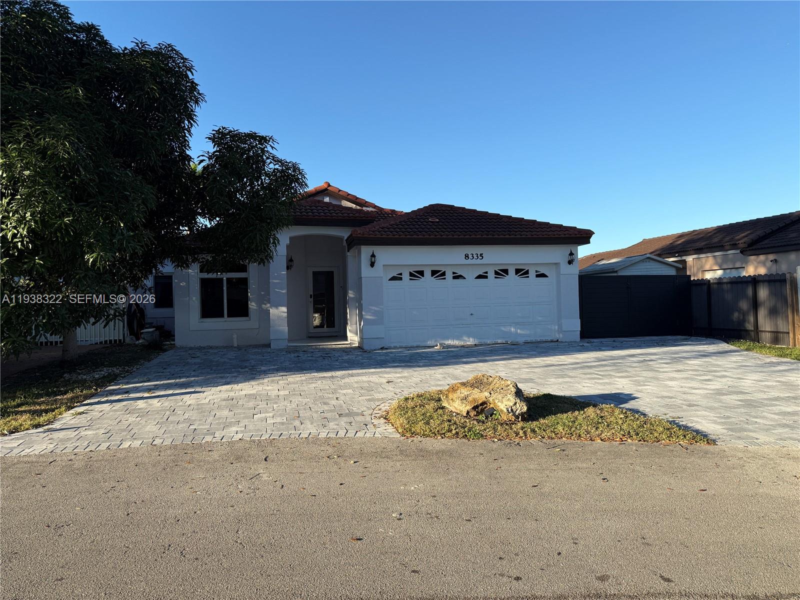 8335 NW 197th Ter, Hialeah FL 33015