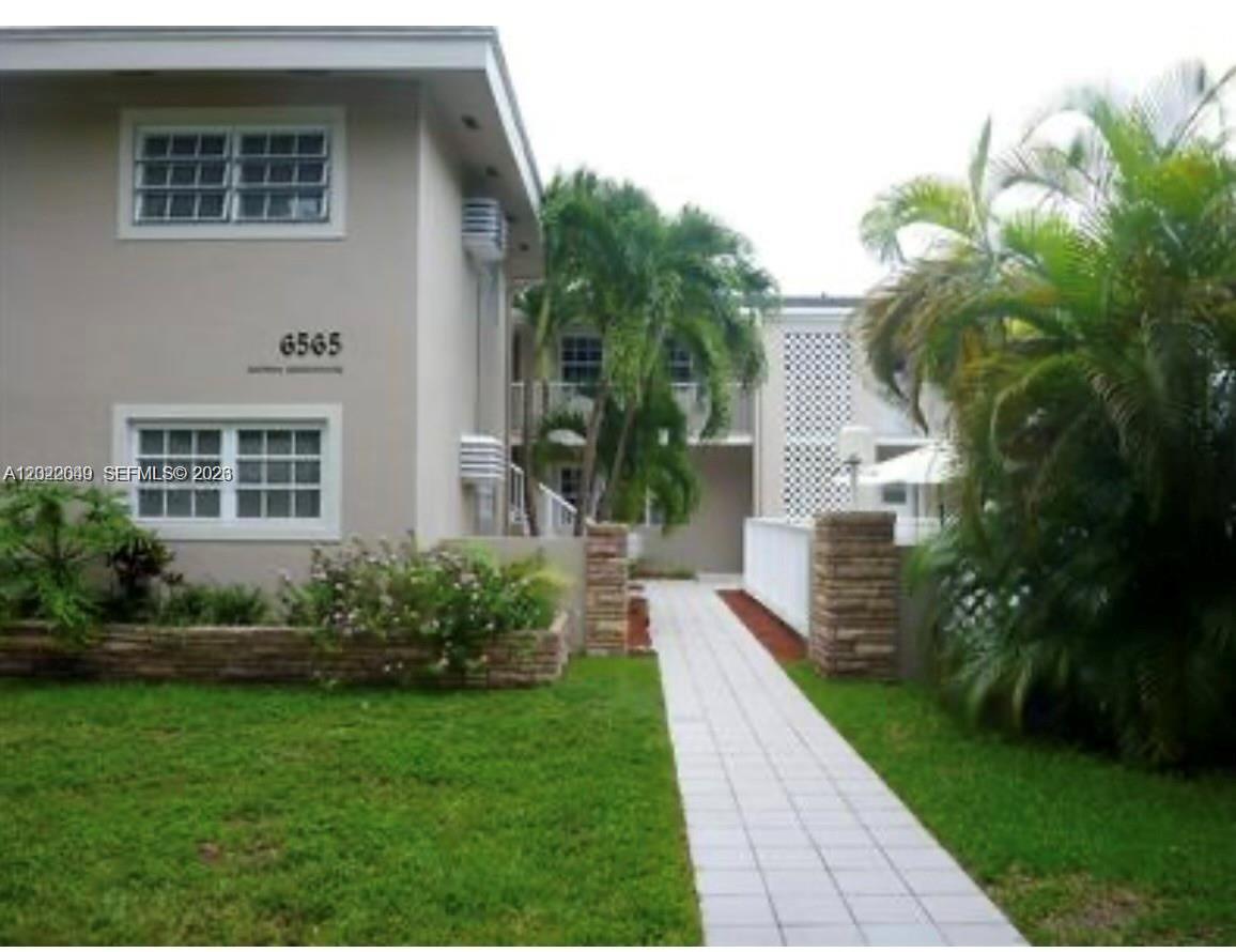 6565 Santona St, Coral Gables FL 33146
