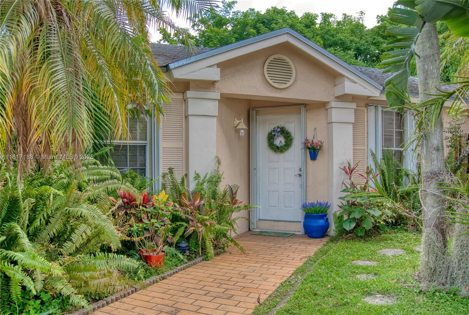 9835 SW 117th Ct, Miami FL 33186