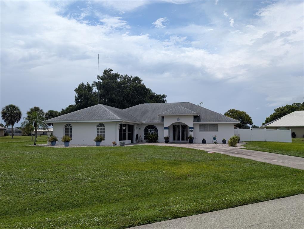 6233 PEBBLE LANE