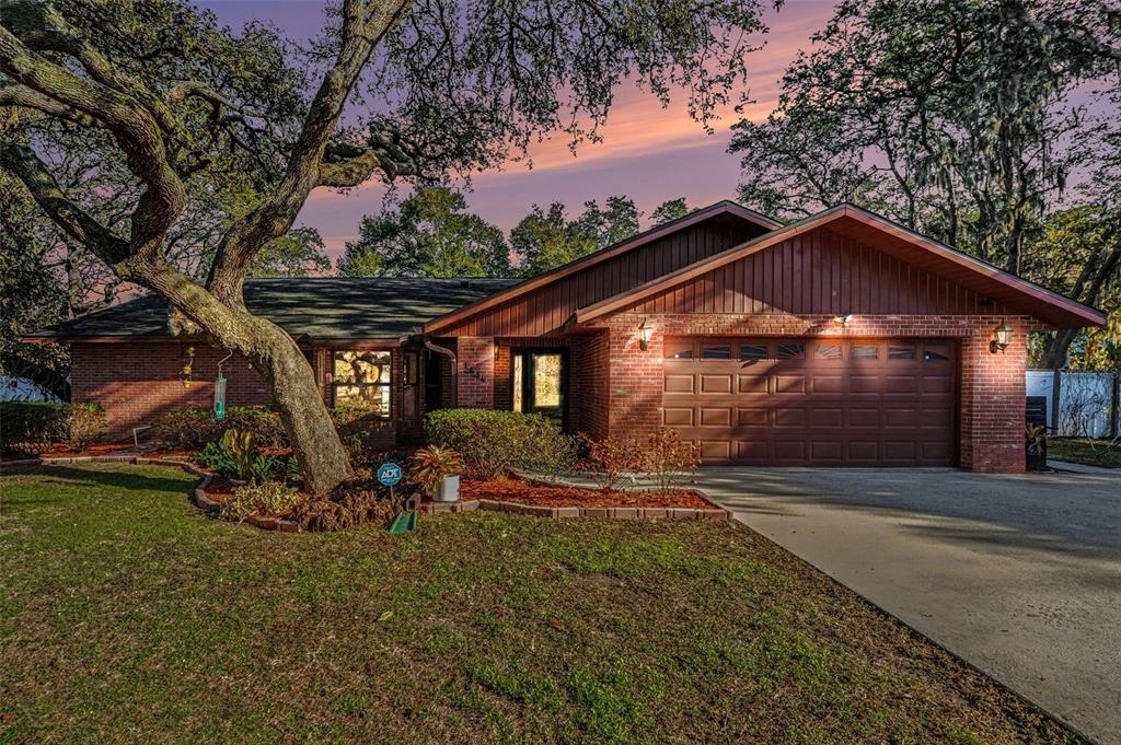 1634 MORNING DOVE LOOP N