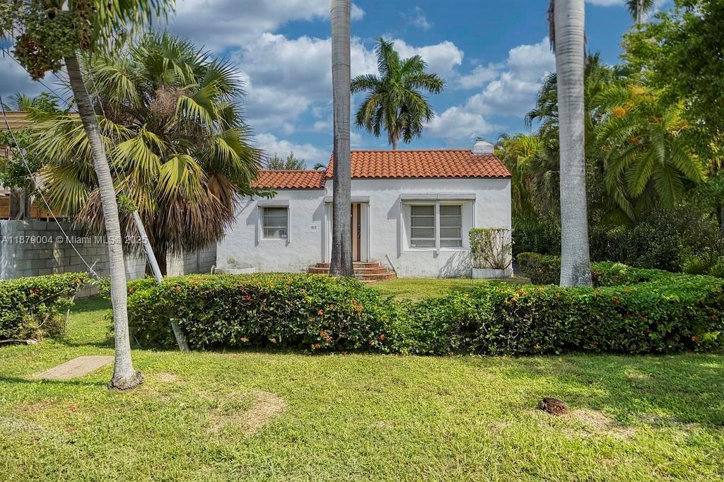 515 W 30th St, Miami Beach FL 33140