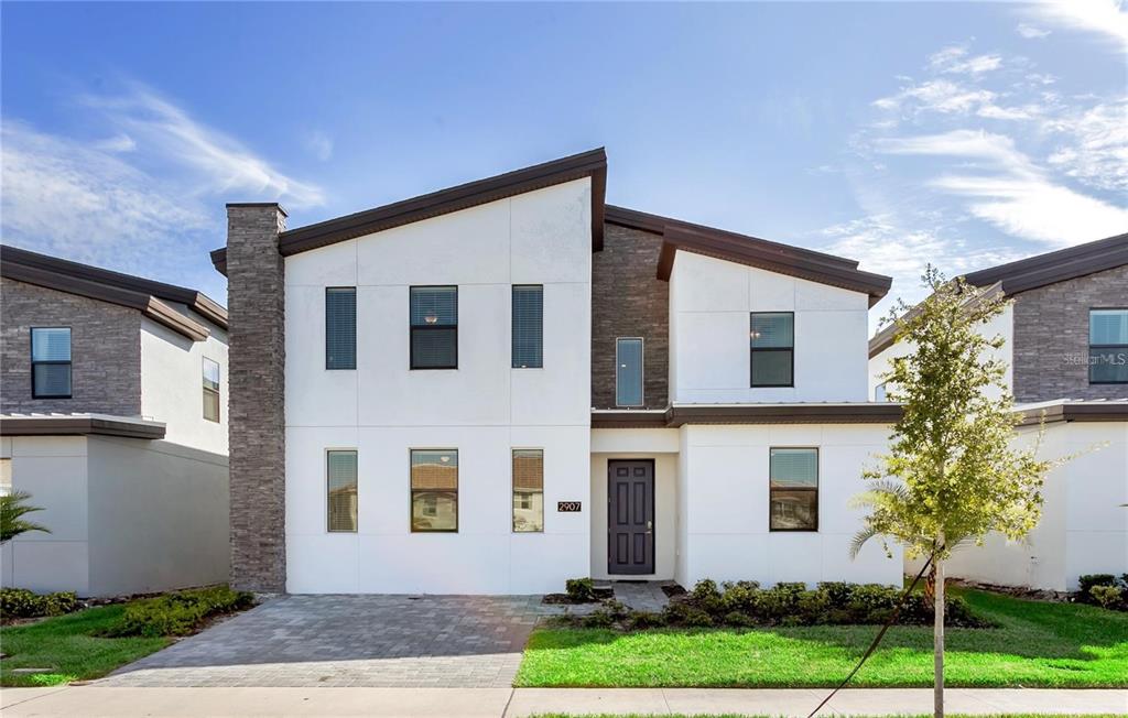 2907 FABLE STREET