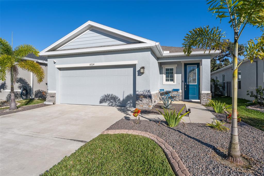 8724 STARRY NIGHT TERRACE