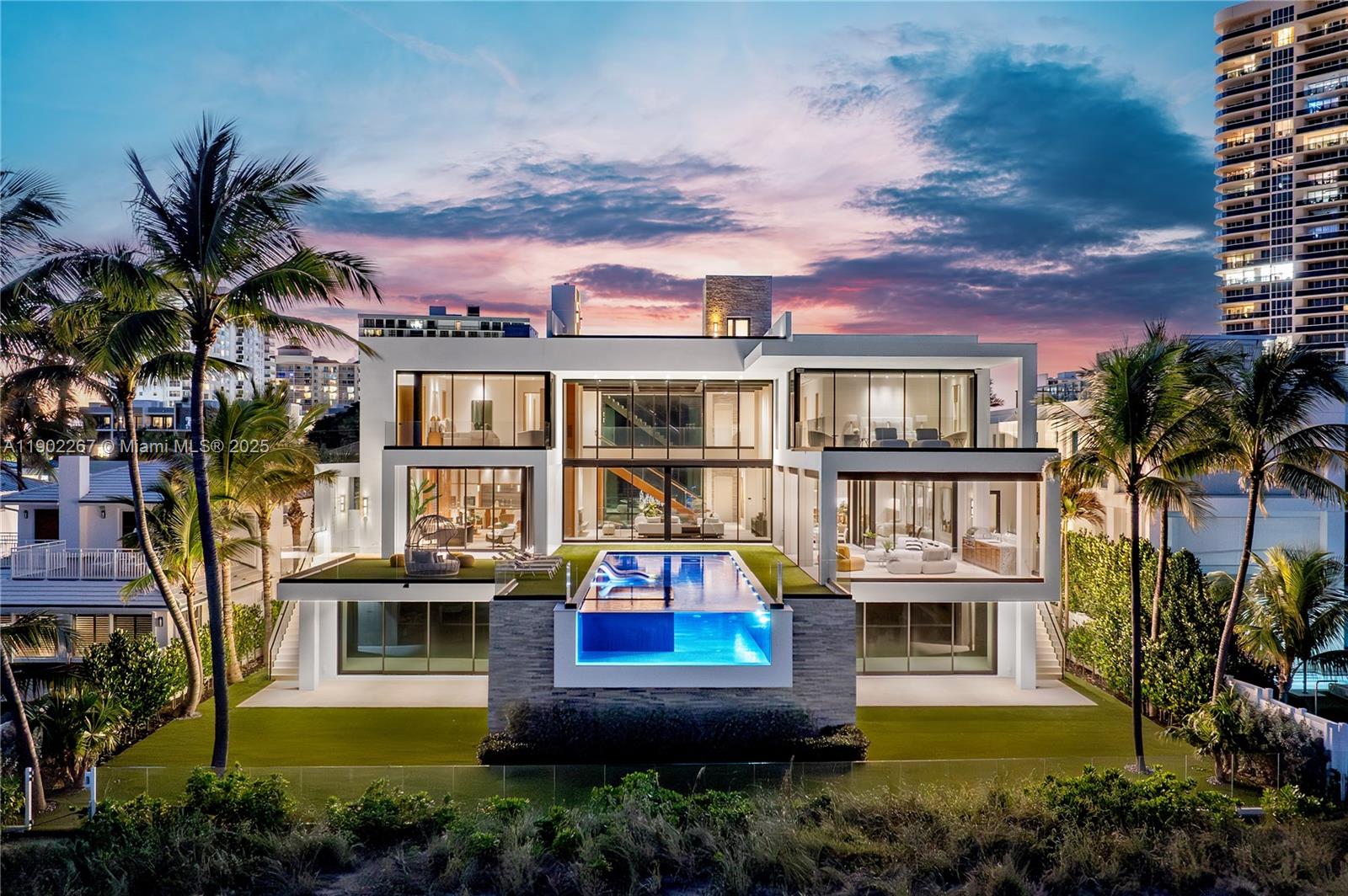 3052 N Atlantic Blvd, Fort Lauderdale FL 33308