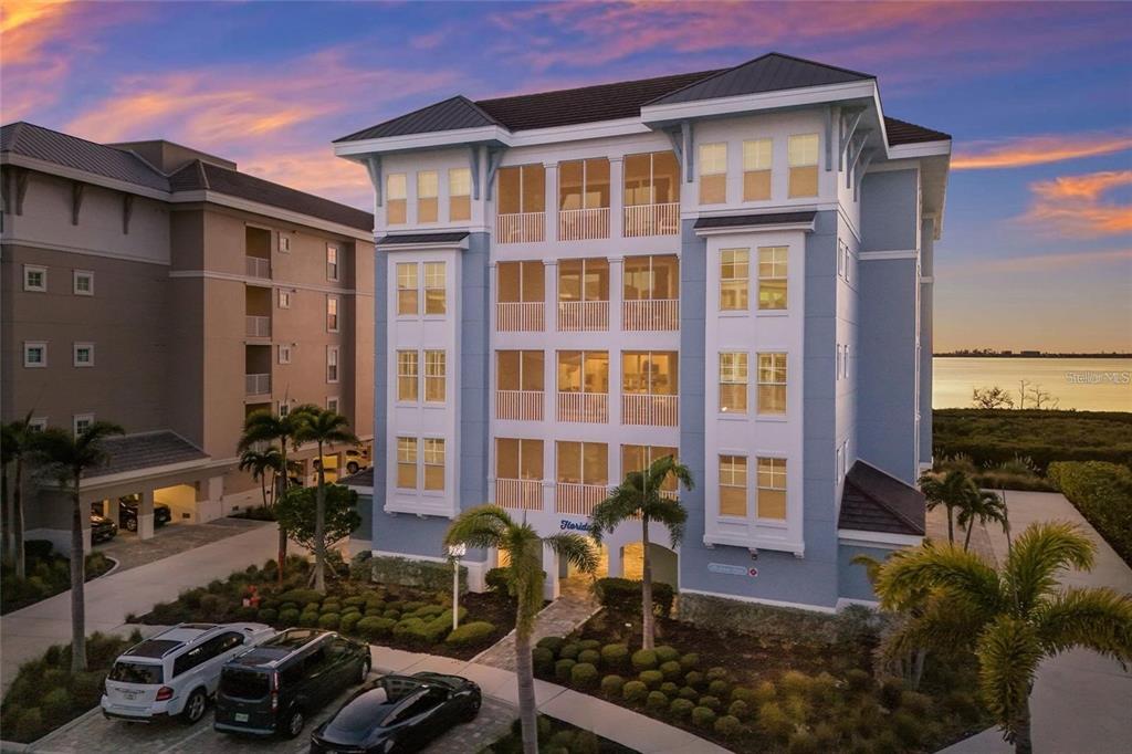 376 ARUBA CIRCLE UNIT 203