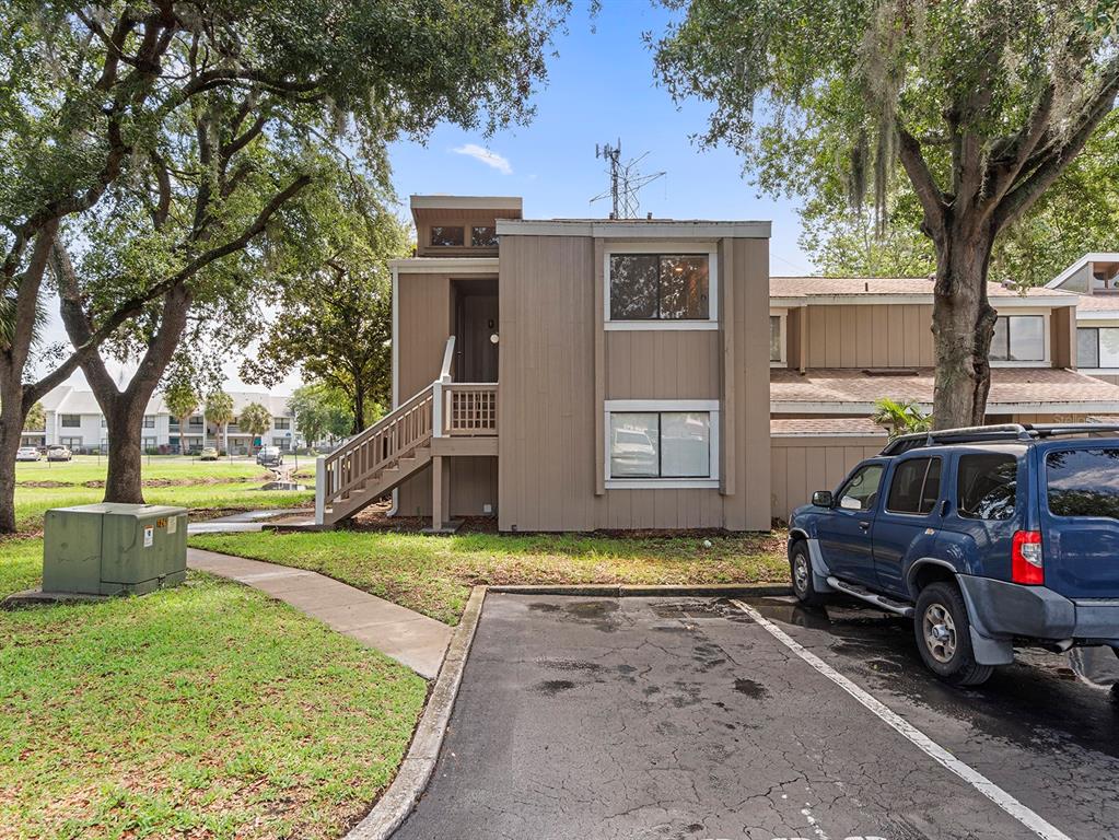 5083 EAGLESMERE DRIVE UNIT A12
