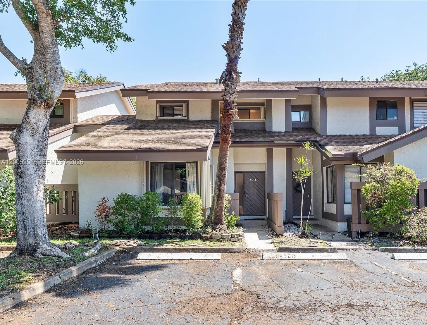 9347 SW 1st St # 803, Plantation FL 33324